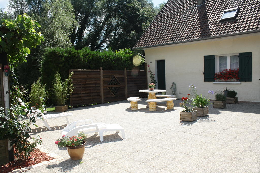 Le Vrai Paradis Bed & Breakfast Estreboeuf Exterior photo
